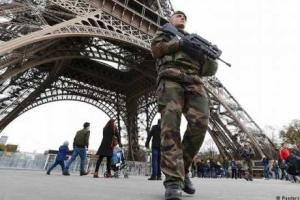 DW: Удар исламистов. Кто стоит за терактами в Париже