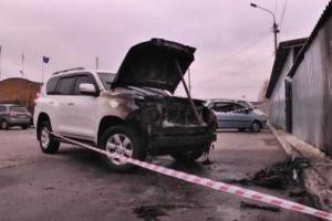В Сумах сожгли «Ленд крузер» новоиспеченного депутата Александра Иванова