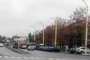 В «ЛНР» биллборд с изображением детей разместили рядом с рекламой ритуальных услуг