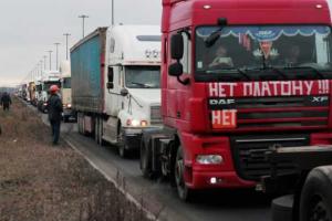 Полиция отбирает у дальнобойщиков права, чтобы не дать им проехать в Москву - инсайдер