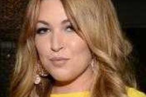 Певица Ирина Дубцова сообщила о расставании с молодым музыкантом