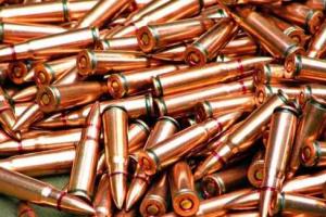 В Беларуси пьяный адепт «ДНР» пытался продать ленту патронов