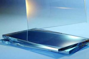 В Японии создали самое прочное стекло