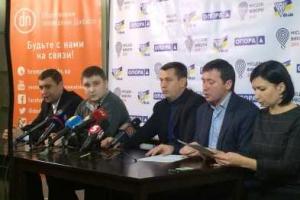 Выборы в Мариуполе: избиратель вынес с участка бюллетень 