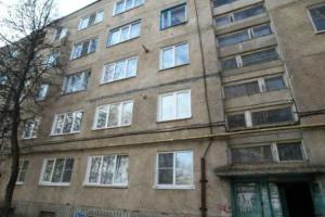 В России 18-летняя горе-мать выбросила своего новорожденного сына с 3 этажа