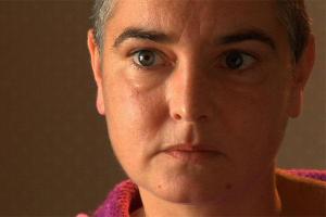 Популярная певица 90-х пыталась покончить жизнь самоубийством