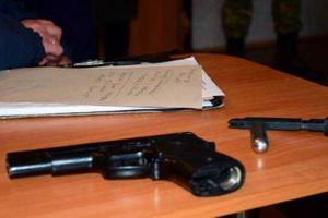 Мариупольский школьник принес на уроки пистолет