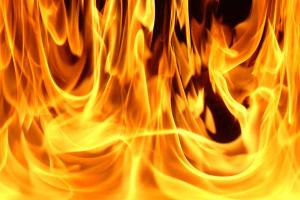 5 человек стали жертвами пожара в Санкт-Петербурге