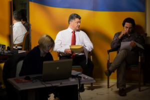 Фотограф Порошенко показал президентского спичрайтера 
