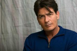 Бывшие любовницы Чарли Шина сдают анализы и молятся, чтобы ВИЧ-инфекция у них не обнаружилась