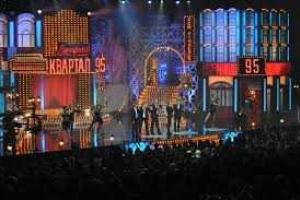 В сети придумали из-за какой сценки сняли с эфира шоу "Вечерний квартал"