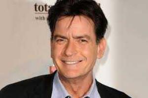 Актеру Чарли Шину придется сесть в тюрьму или заплатить «отступные» бывшим любовницам