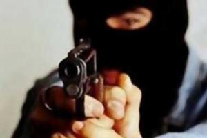 В Запорожье вооруженные грабители напали на ювелирный отдел
