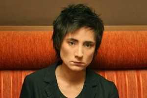 Земфира попросила украинских поклонников дождаться её