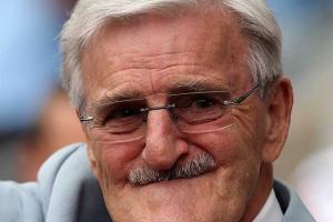 В Британии скончался футбольный телеведущий