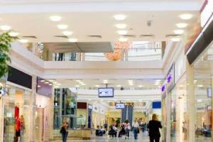 Около 2 тысяч подростков подрались в американском торговом центре