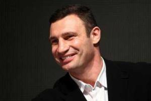 Виталий Кличко снова опозорился, забыв прочитать присягу мэра Киева