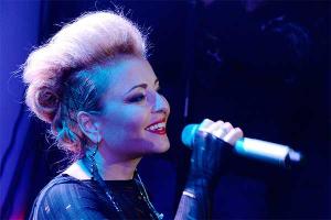 Анжелика Варум рассказала о материнстве