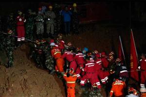 Китаец выжил при сходе оползня, проведя под завалами 67 часов