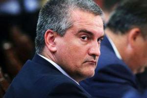 Аксенов решил не подчиняться российским властям