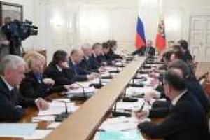 Путин поручил подать в суд на Украину за неуплату долга