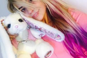 Дочь Валерии начала вести видеоблог о скандалах