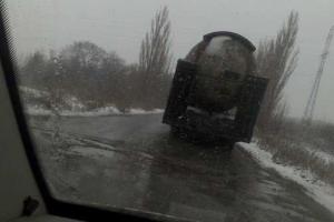 Российские танковозы тянут из «ДНР» цистерны