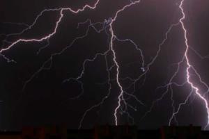 В ЮАР шесть человек погибли на похоронах близкого человека 