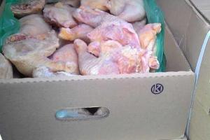В Волновахском районе остановили авто с нелегальной курятиной