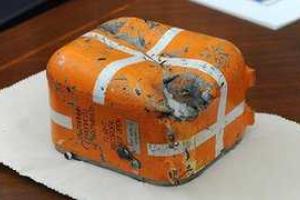 Черный ящик Су-24 вскрыли перед журналистами