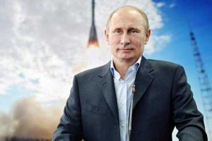 Путин защитил Медведева, отдыхающего в Америке и напомнил, как "россияне помогают украинцам"