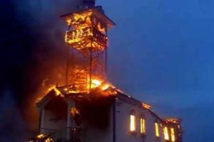 В Москве в результате пожара в церкви рухнул купол 