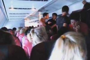 В самолете россиянина приняли за террориста из-за плохого английского 