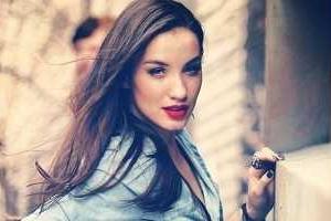 Виктория Дайнеко на съемках клипа чуть не убила своего мужа