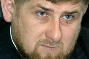 Российский оппозиционер: Путин нервничает, поэтому спустил на общественность Кадырова и его цепных псов