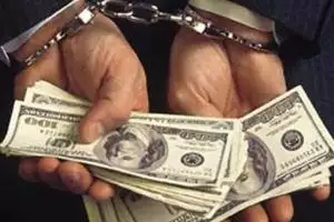 Чиновникам-взяточникам Национальной полиции Киева объявлено о подозрении