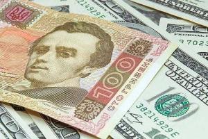 Политолог: Девальвация гривны в 2016 году будет усиливаться