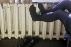 Яценюк разрешил не платить, если в доме холодно