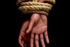 Боевики "ДНР" похищают молодых женщин для продажи за границу, - штаб АТО