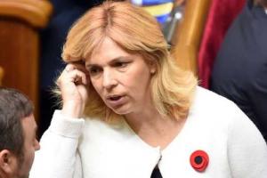 Министр здравоохранения должен быть заменен, чтобы работа в министерстве продвигалась - Богомолец