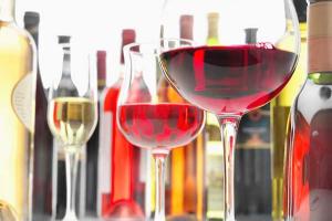 Ирландские пабы борются за право продавать алкоголь в канун Пасхи