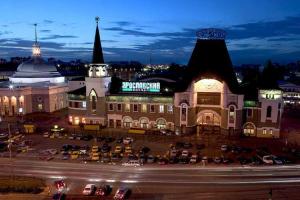 На Ярославском вокзале в Москве мужчина бросился под поезд