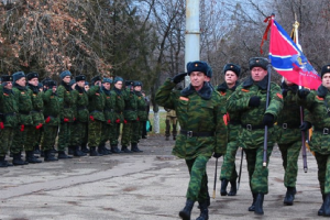 Отдельный комендантский полк "ЛНР" одним из первых начал резать заводы в Луганске и Донецке