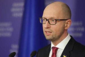 Эксперт: Яценюк ведет себя не как политик, а как 14-летняя девочка