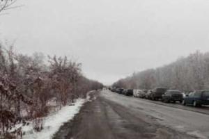 Ситуация на КПП: под Горловкой и Донецком большие очереди