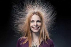 Ученые выяснили, почему волосы электризуются 