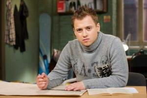 Звезда «Универа» Андрей Гайдулян возвращается в Москву после курса химиотерапии