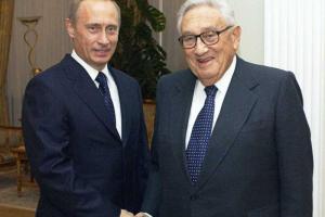 Путин встретился с бывшим госсекретарем США Генри Киссинджером