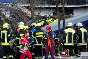 СМИ сообщили о 8 погибших в крушении поездов в Баварии, 150 человек ранены