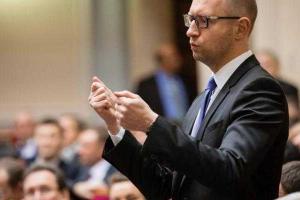 Эксперт: Для Украины лучше оставить «плохого» Яценюка с хорошей зарплатой